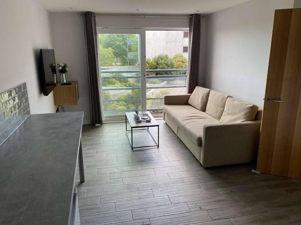 Gunwharf Apartment Portsmouth Esterno foto